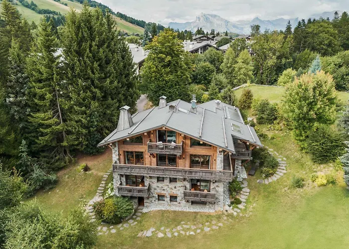 Luxury Sauna Cinema Mont Blanc Views In 梅杰夫